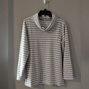 Gray Striped Women's Sweater, NWOT. Size Medium. 40% Cotton